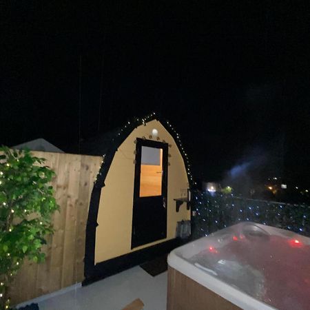 شقة Arch Pod & Hot Tub كارندوناه المظهر الخارجي الصورة